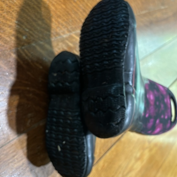 Girl’s bogs boots - Picture 3 of 4